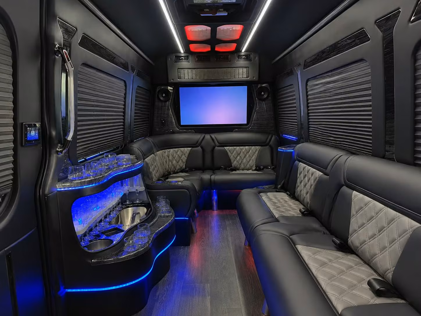 bringing out of town wedding guests in from denver international airport charterbusrentalcoloradosprings com makes it simple