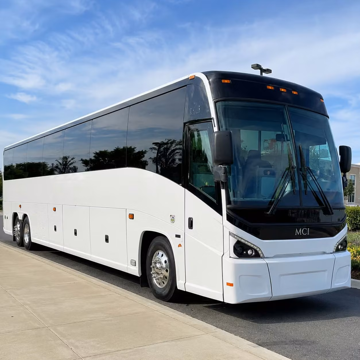 shuttle buses for outdoor concerts and festivals near colorado springs